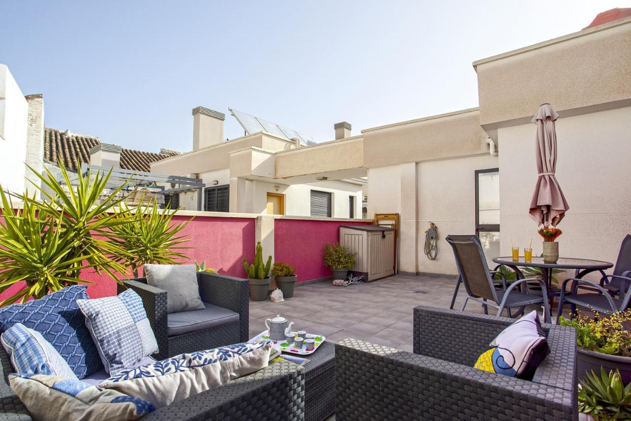 -Malagasunapts-Romantic Private Terrace&Shared Pool Exterior photo
